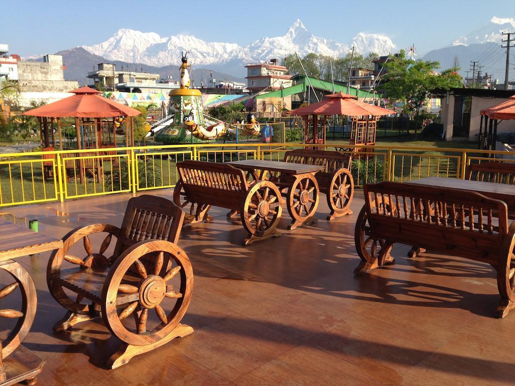 Hotel Jal Mahal Pokhara Exterior photo